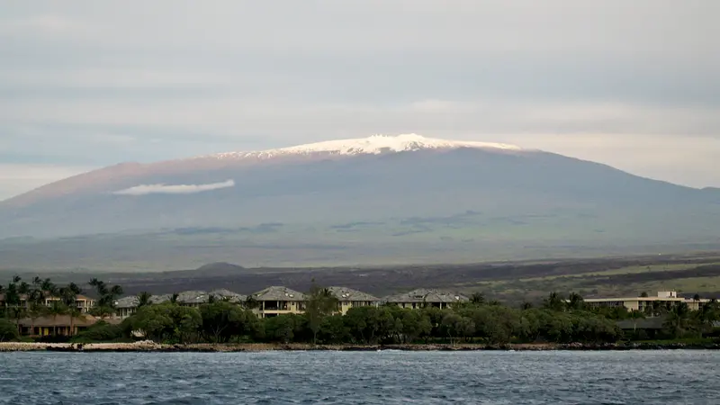 Mauna Kea is the world's tallest mountain—not Everest